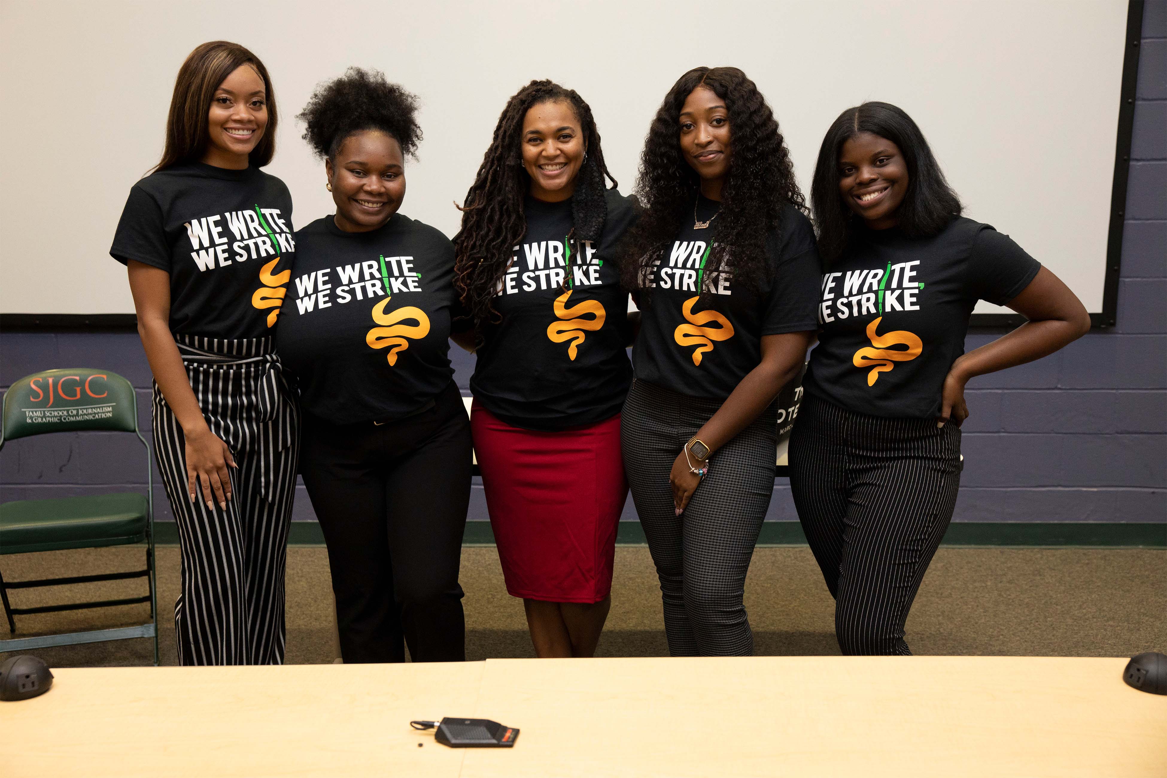FAMU NABJ students pose with there 2021-2022 advisor Ms. Chandra Lanier.